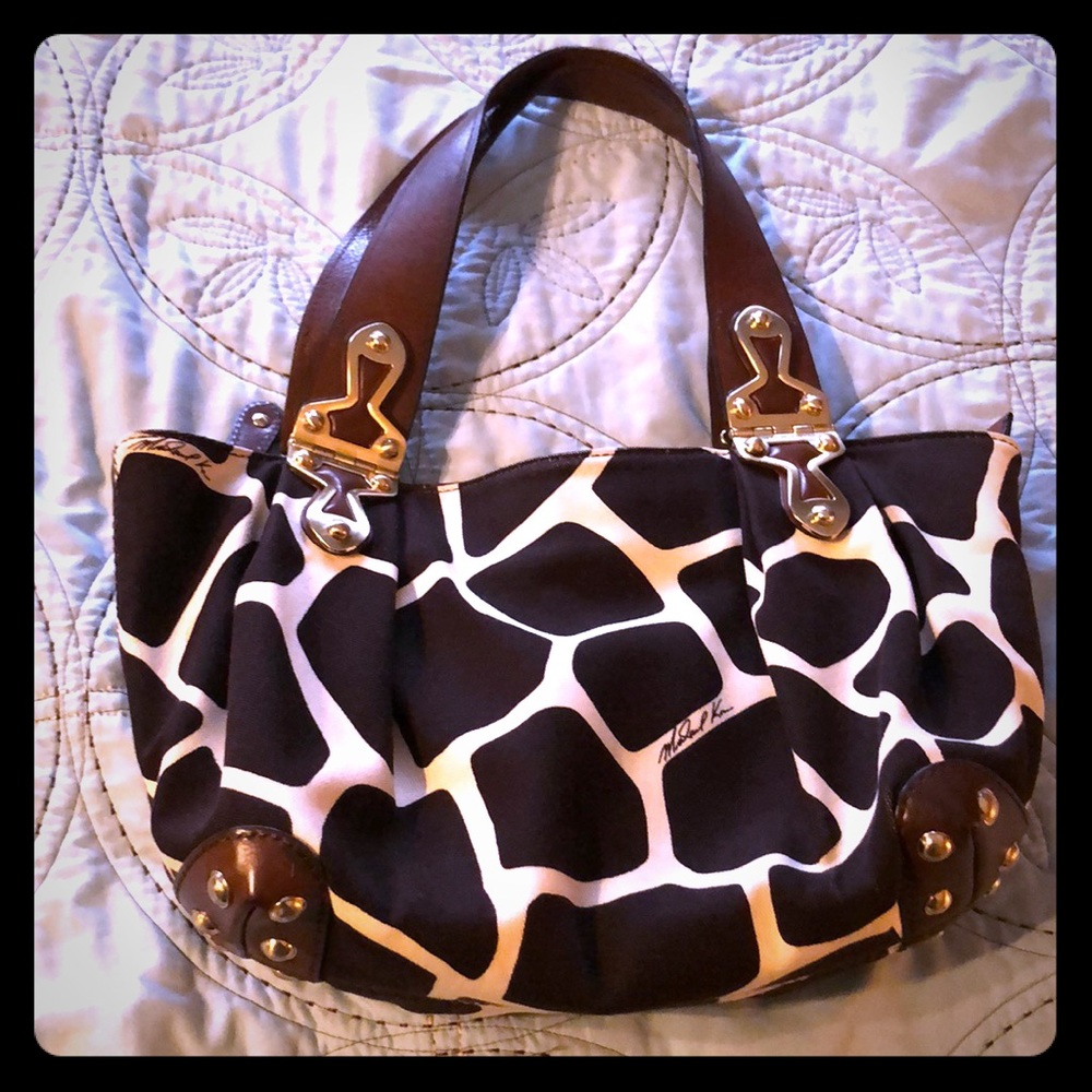 Beautiful Giraffe Print Michael Kors Bag